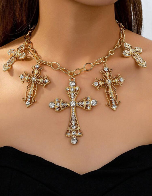 “Qua Cross” Gold Necklace