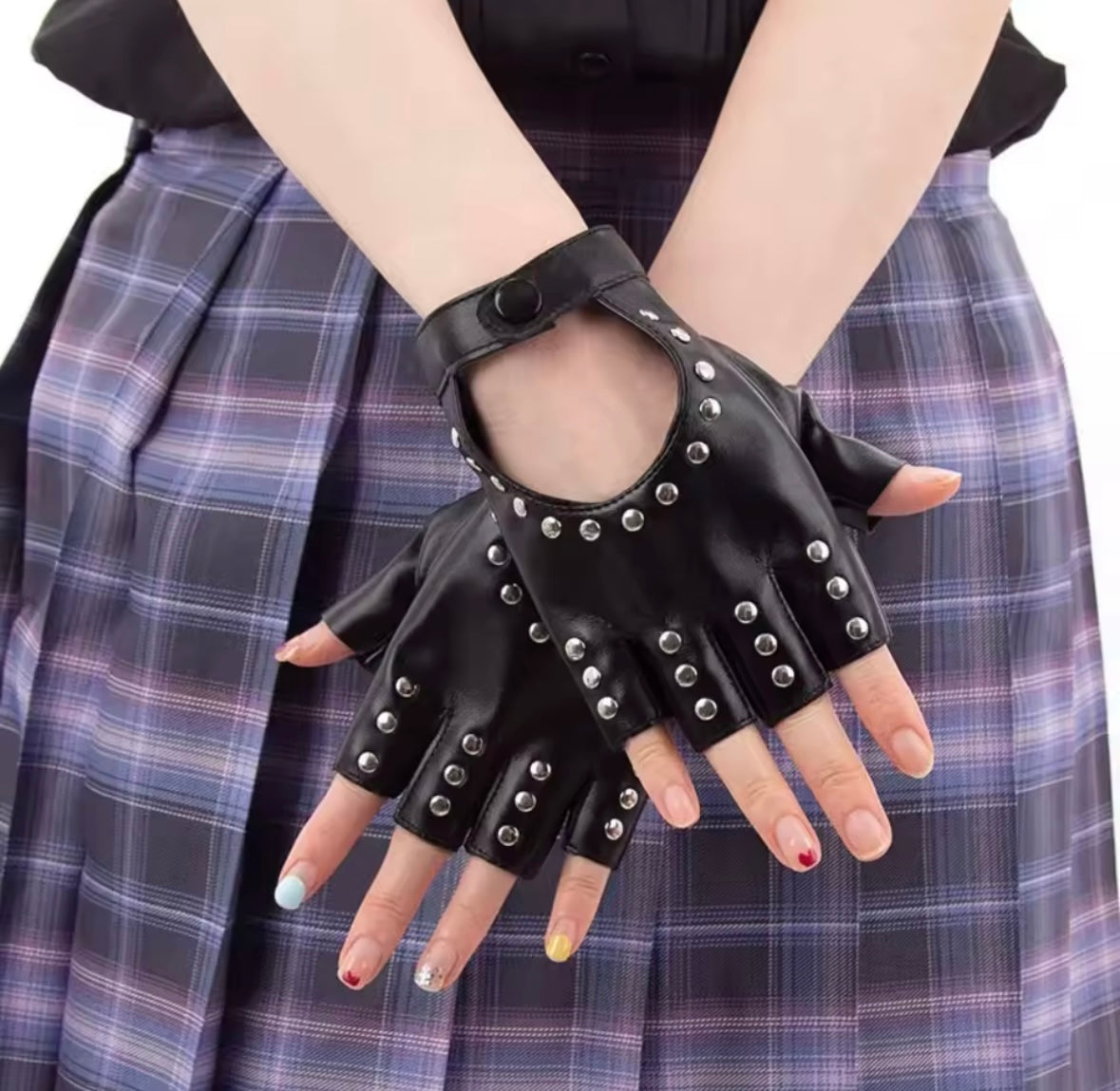 “Studded” Black Gloves
