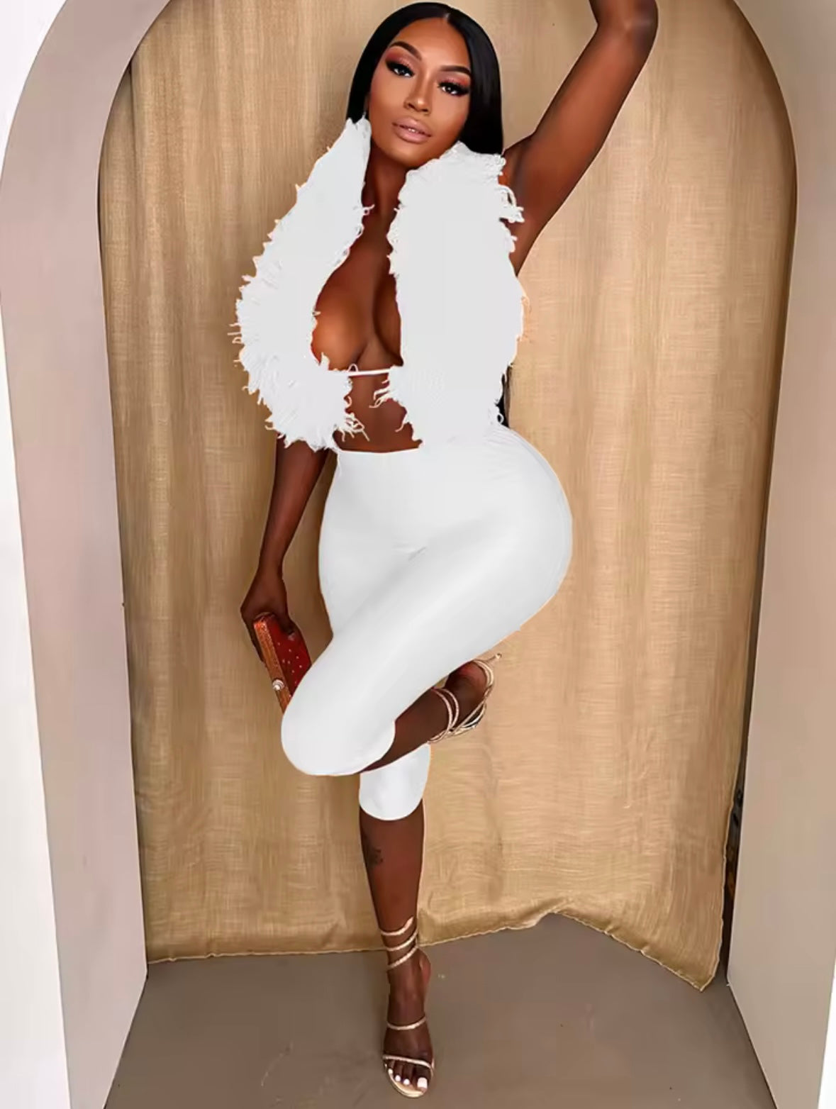 “Rhythm” White 2 Piece Set