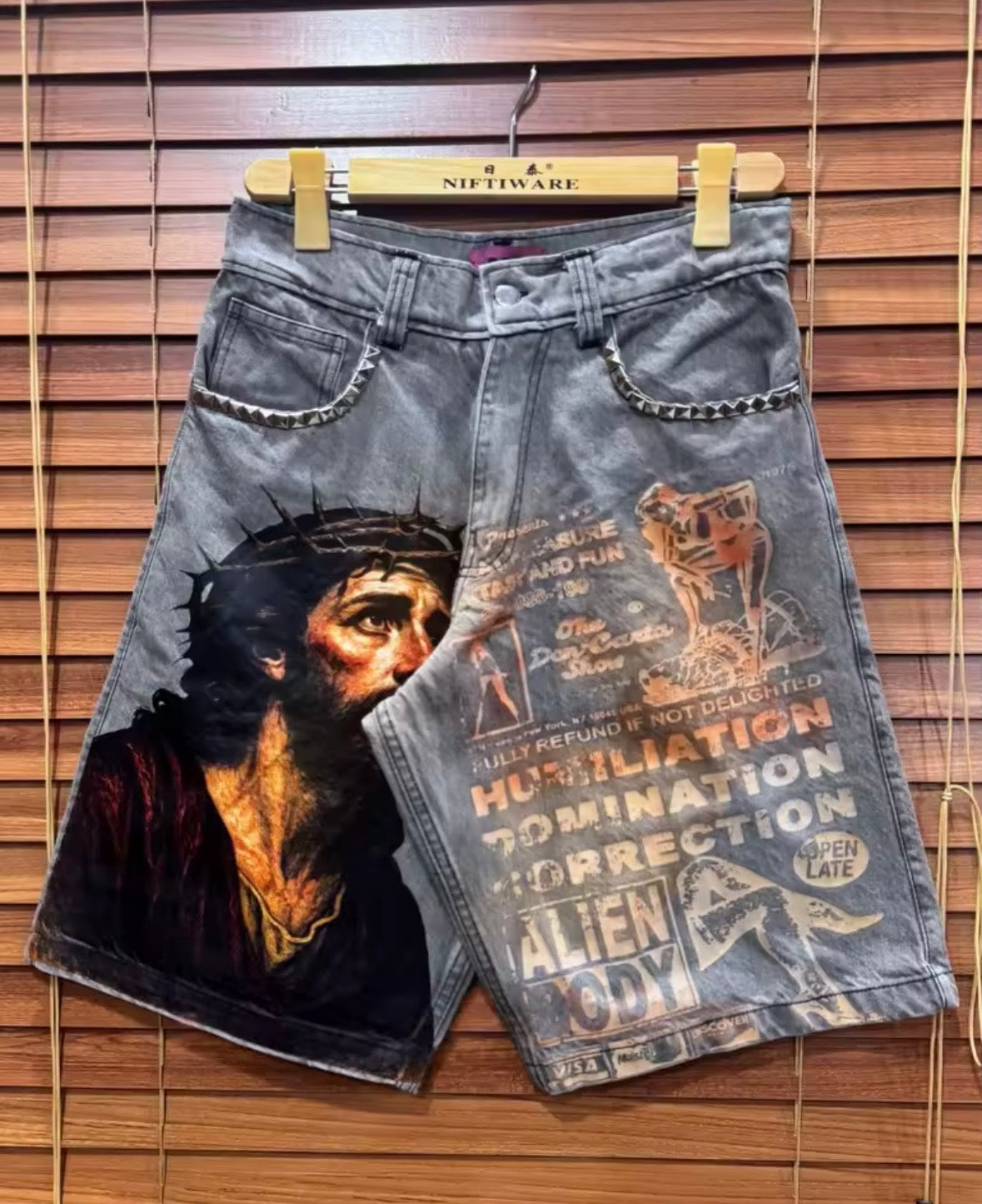 “Alienated” Denim Jorts