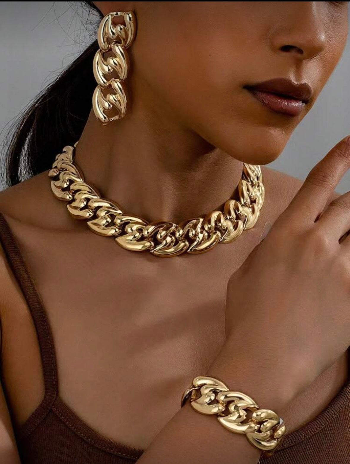 “Rease” Silver Necklace Set