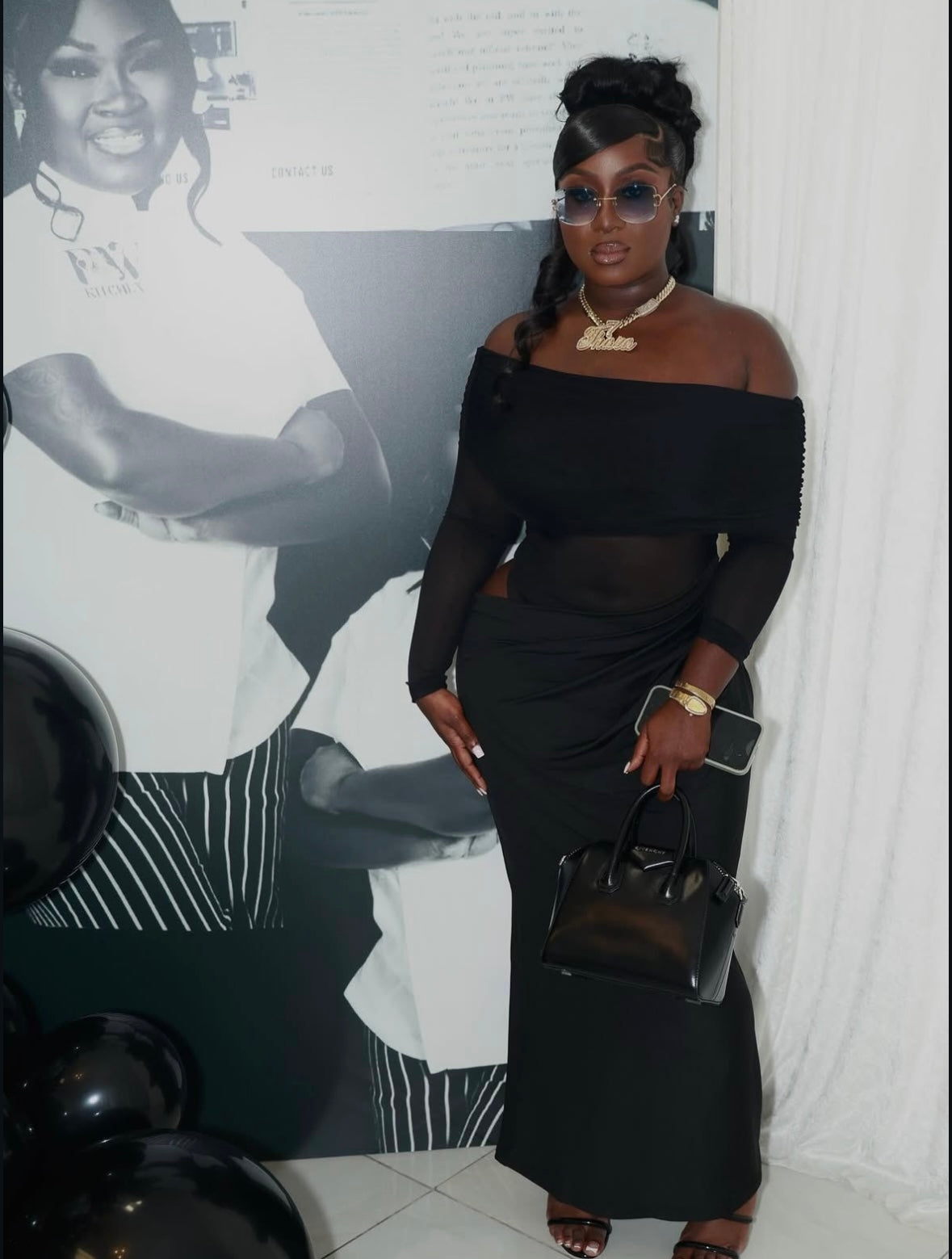 “Naive” Black Dress