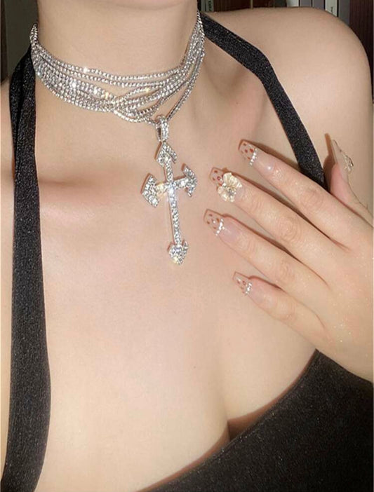 “Cross My Heart” Silver Necklace