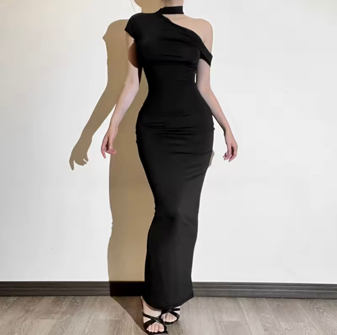 “Aubree” Black Dress