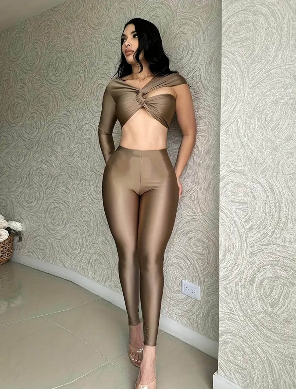 “Crescent” Black 2 Piece Set
