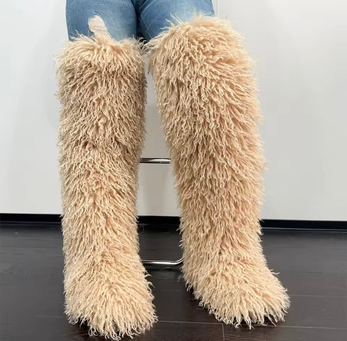 “Mongolian” Nude Furr Boot