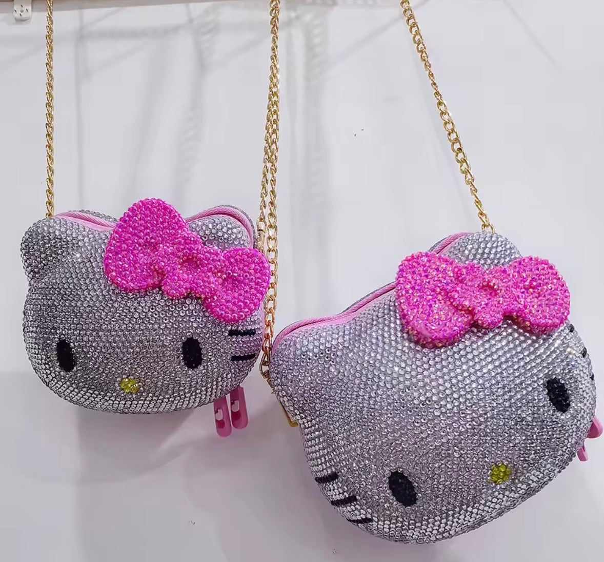 “Hello Kitty” Handbag
