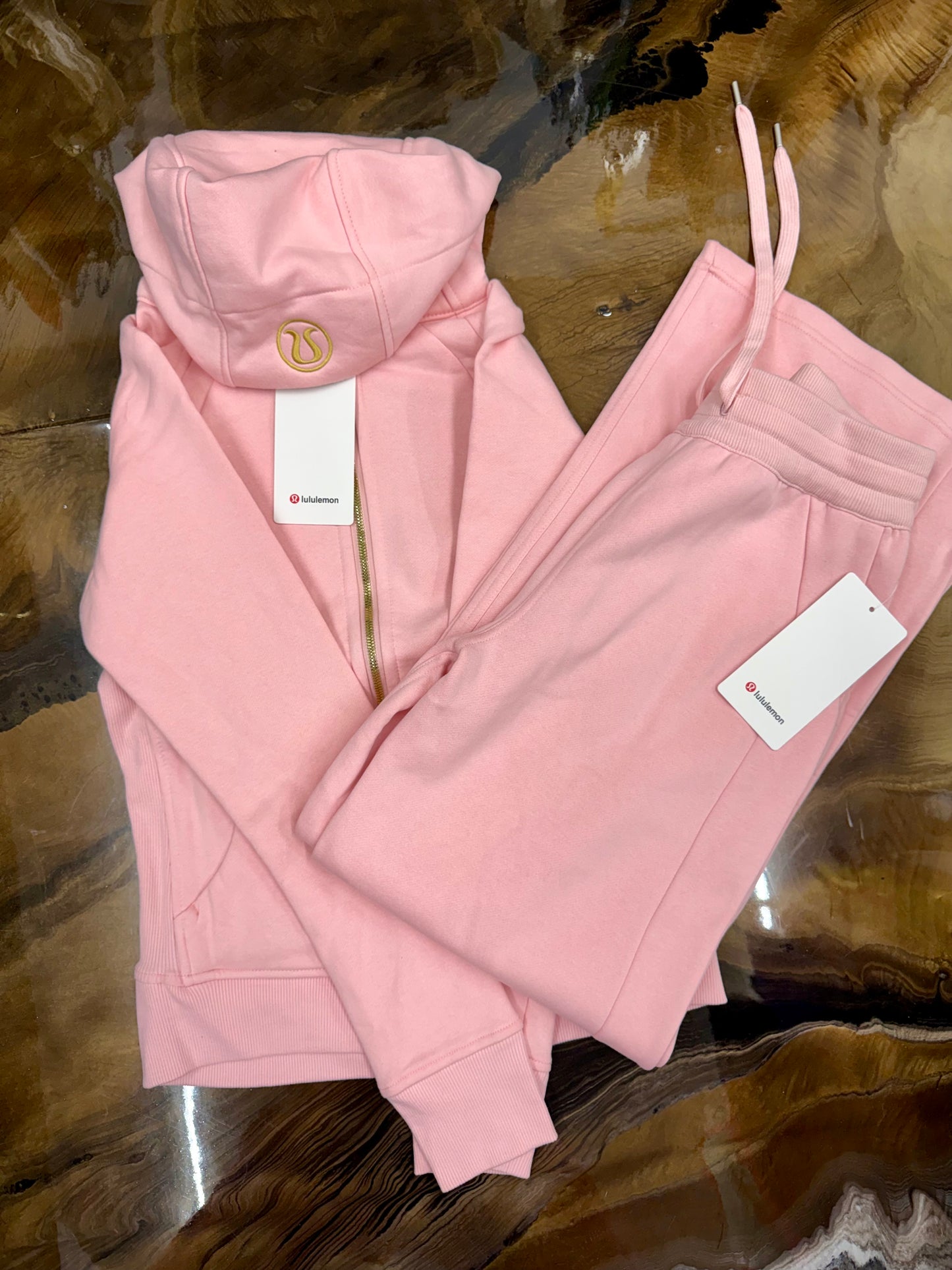 “Scuba Lululemon” Black 2 Piece Set