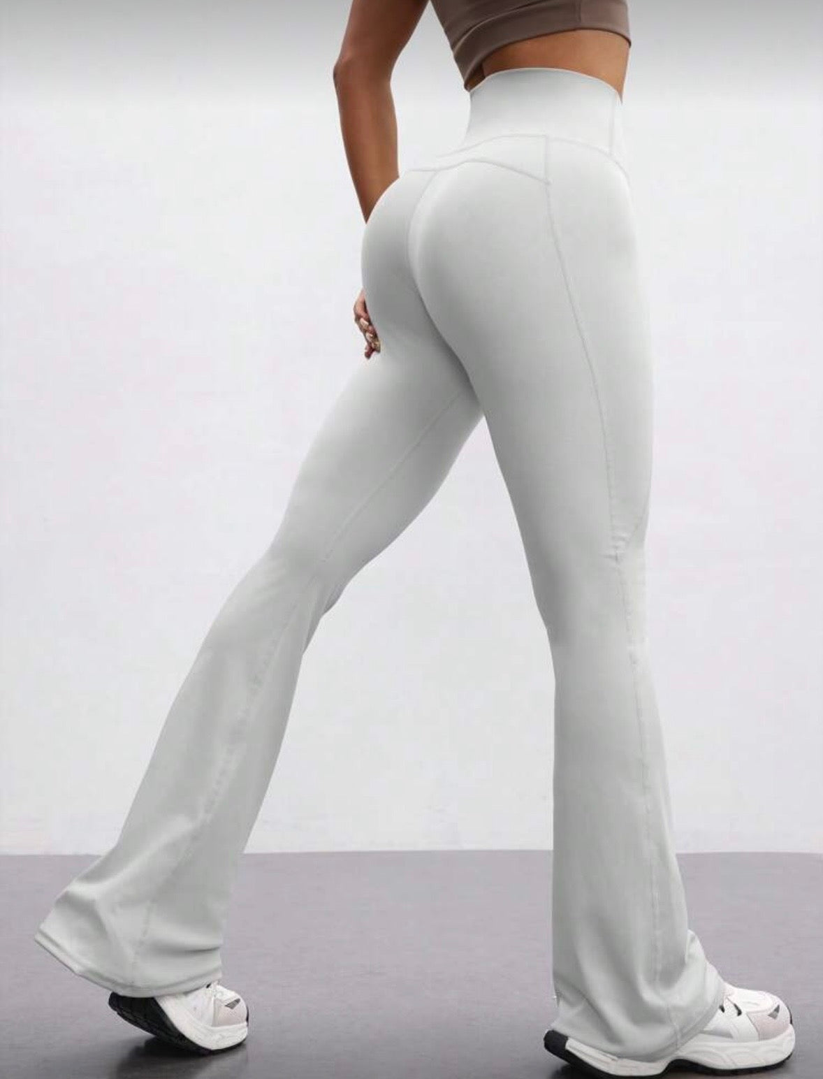 “Farrah Flare” White Pants