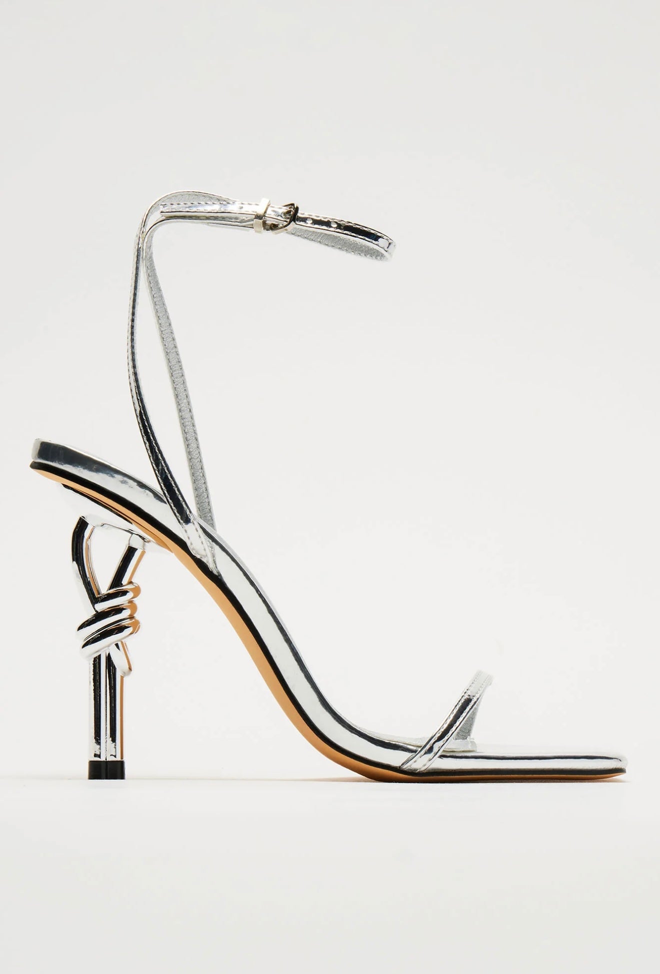 “Knot It” Silver Heel