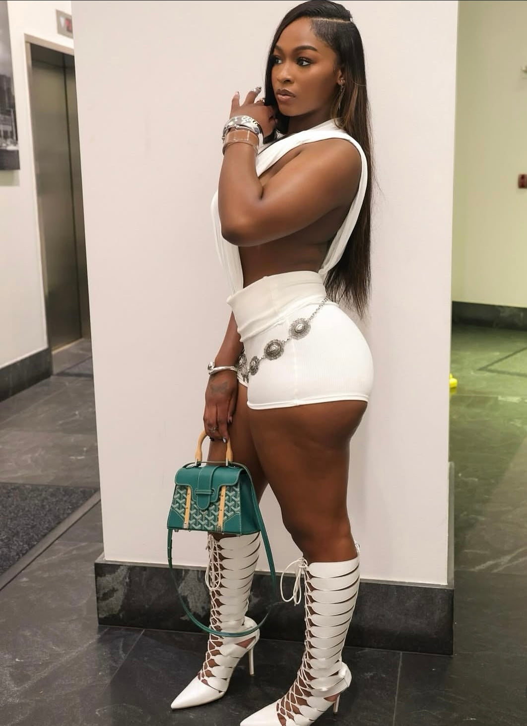 “Iconic” White 2 Piece Set