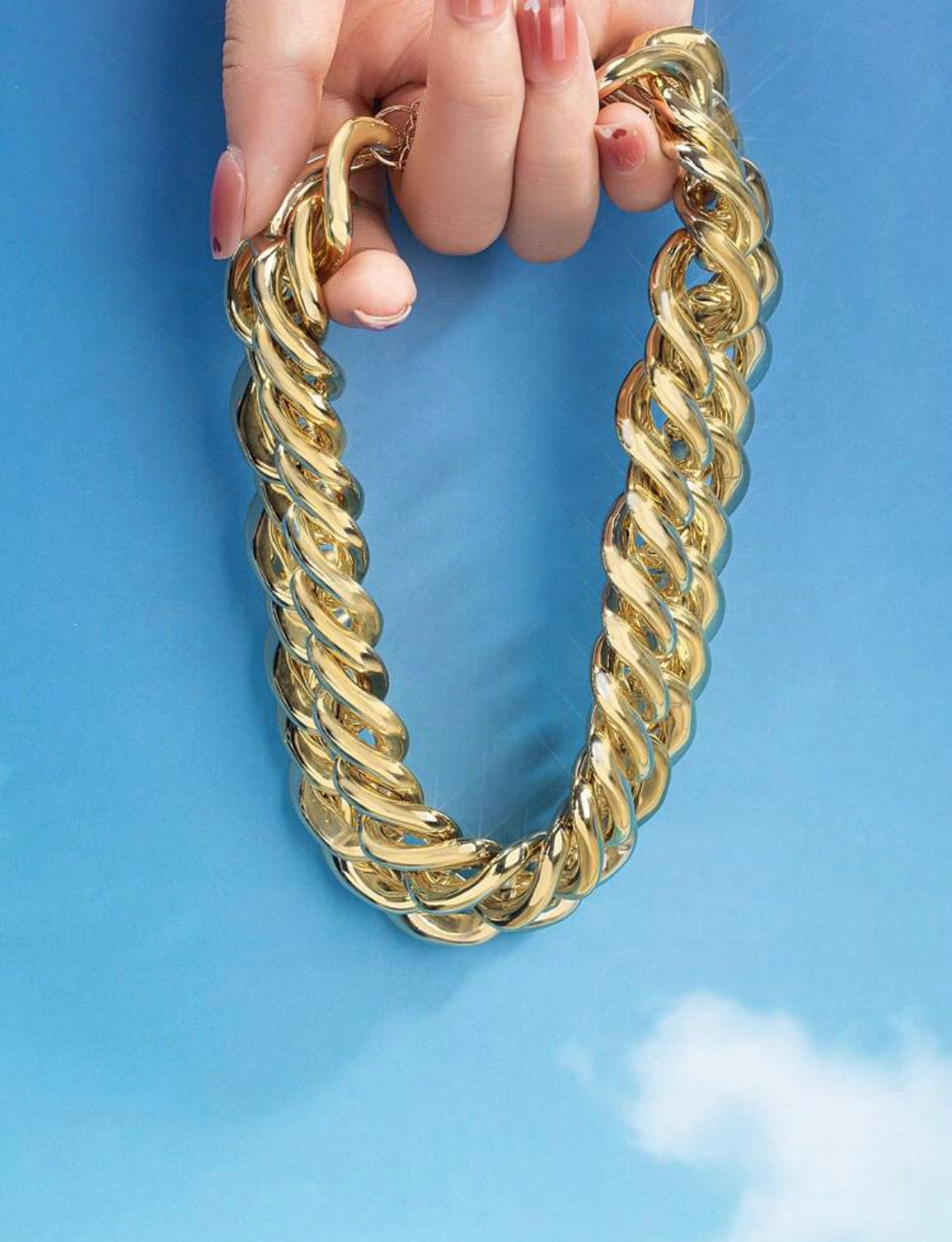 “Main Character” Gold Necklace