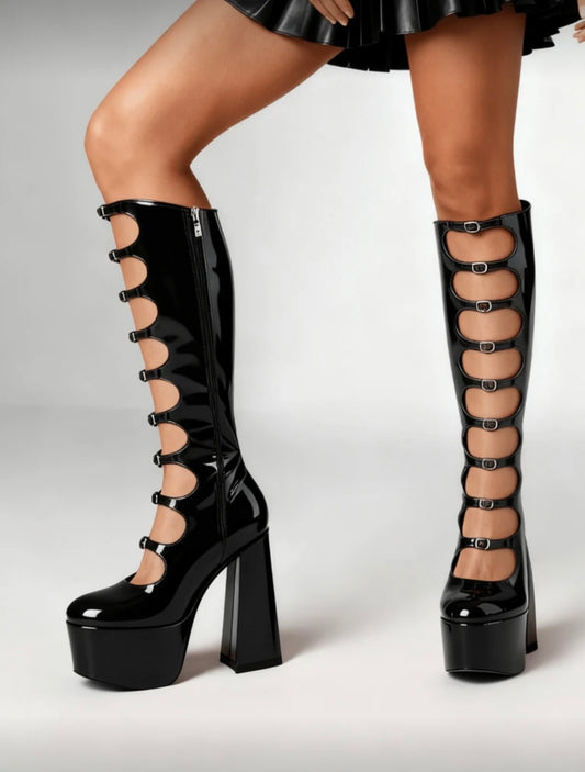 “ Madame” Black Heel