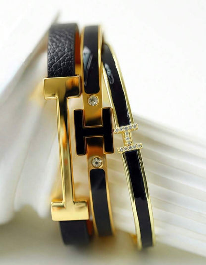 “Hermes Stack” Red Bracelet Set