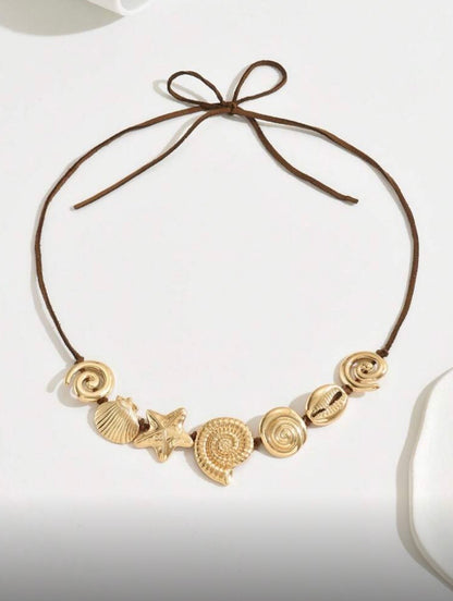 “Seashell” Gold Necklace