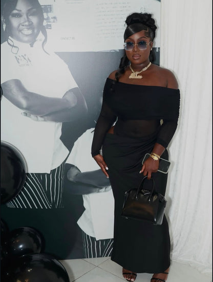 “Naive” Black Dress