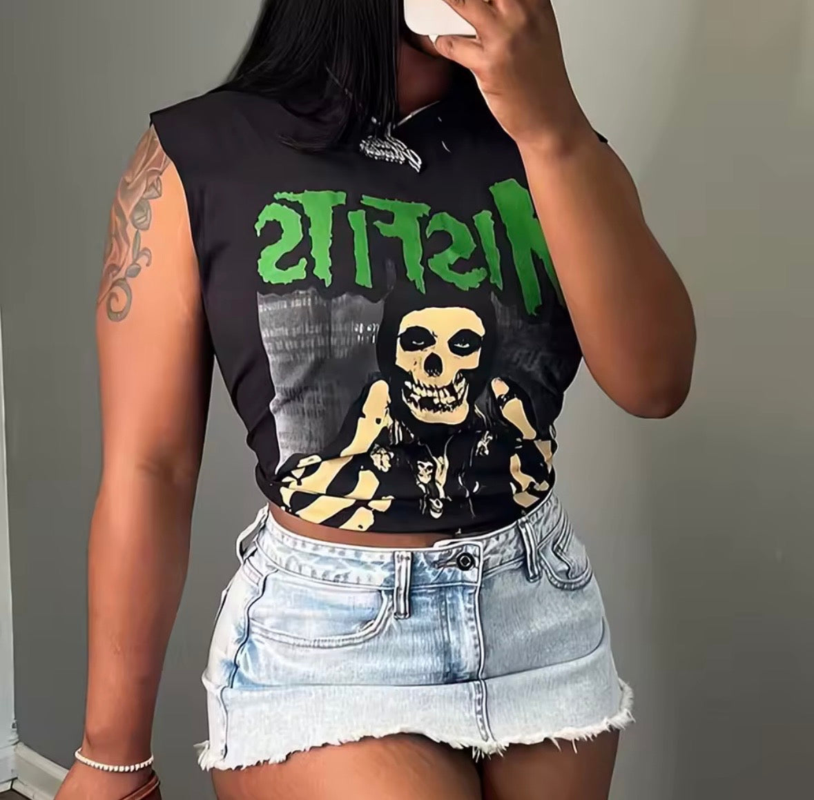 “Misfit” Black Top