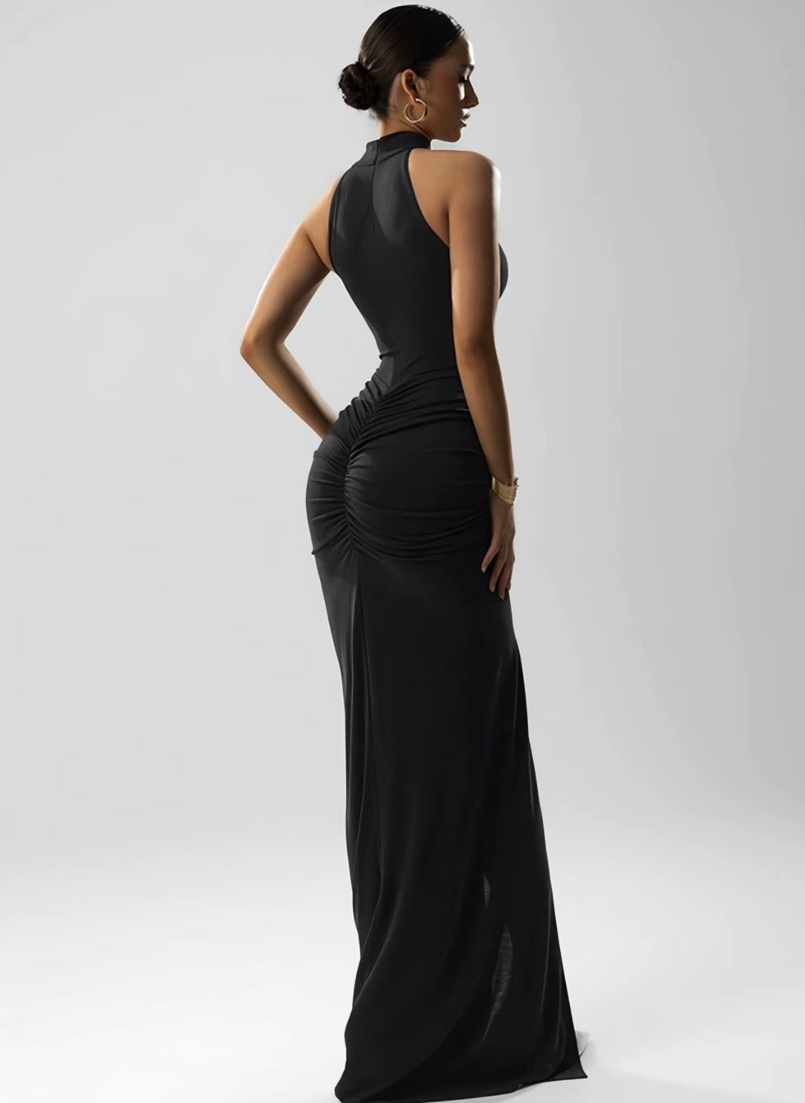 “Beyoncé” Black Dress