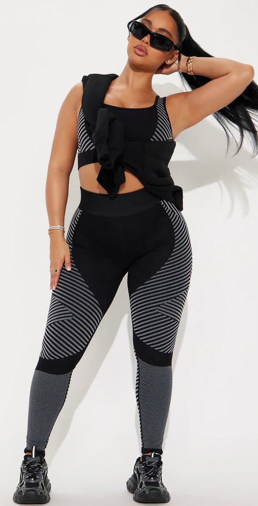“Singles” Black 2 Piece Set