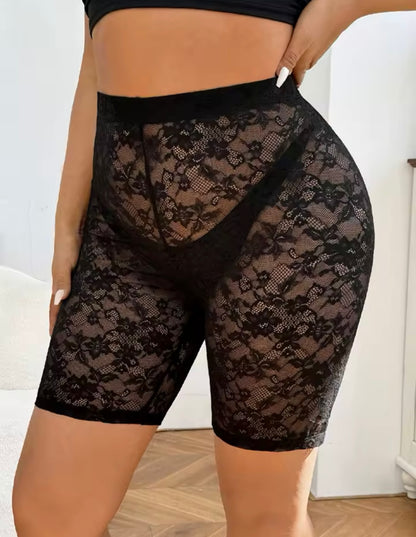 “Danni” Black Shorts