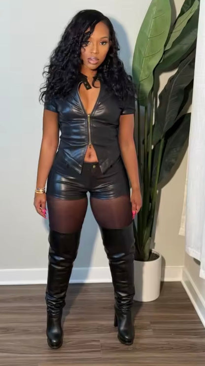 “Smash Hit” Brown Leather 2 Piece Set