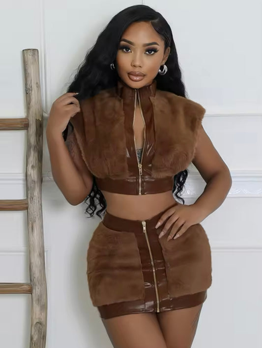 “Milestone” Brown 2 Piece Set