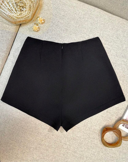 “Sade” Black Shorts