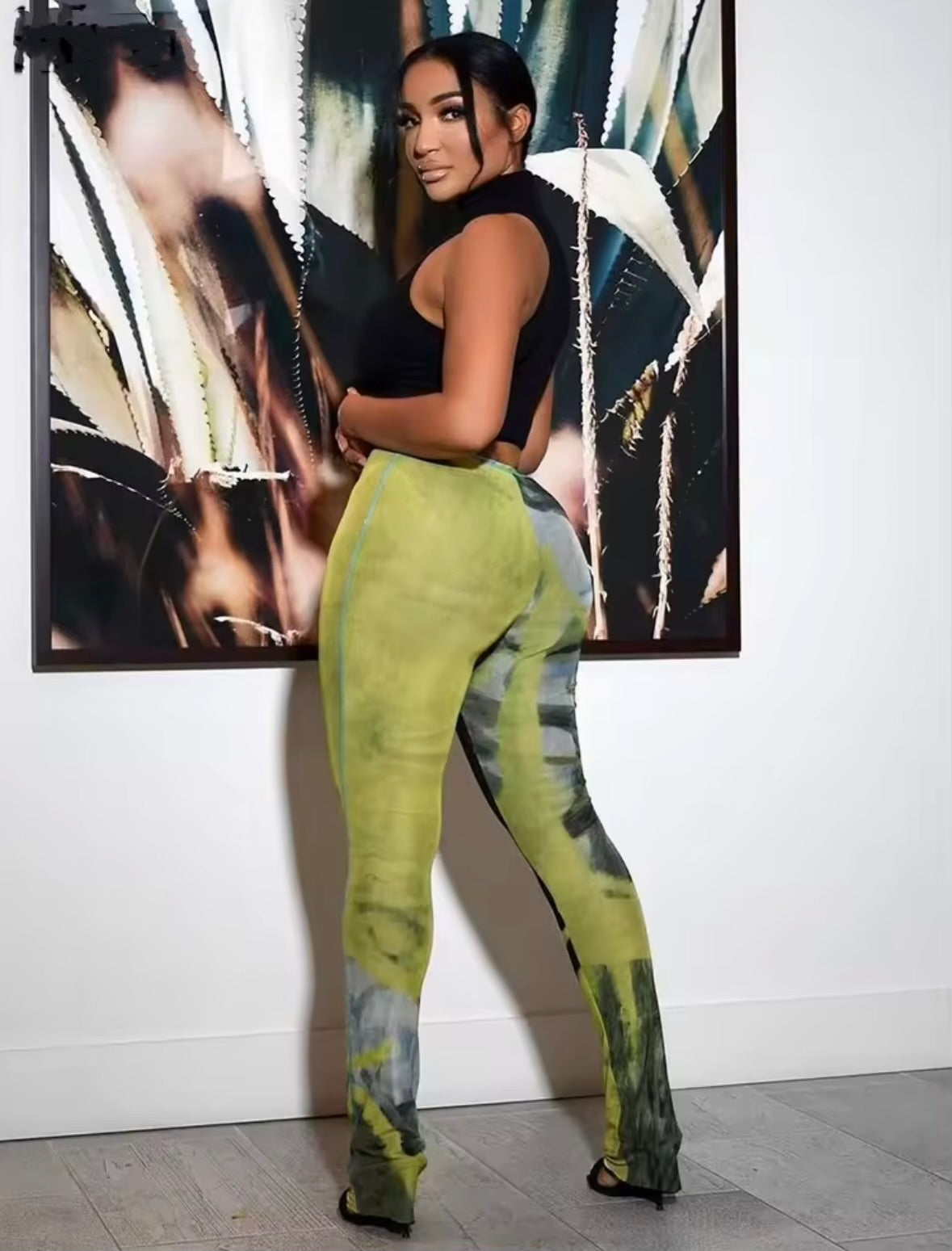 “Acute” Green Pants