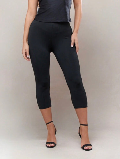 “Kay Capri” Black Shorts