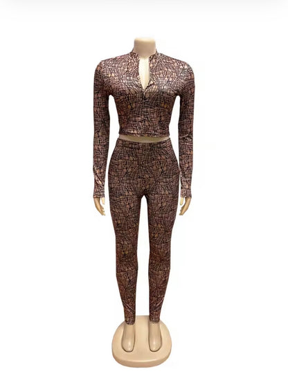 “Irregular” Brown 2 Piece Set