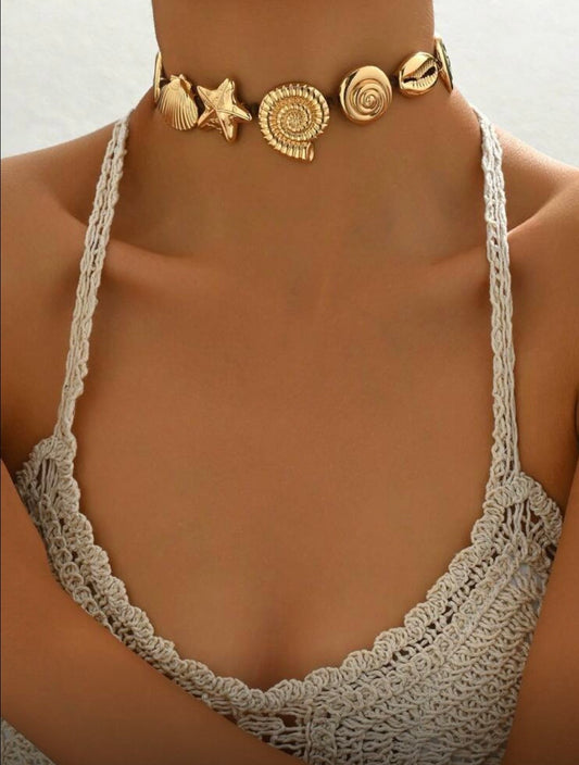 “Seashell” Gold Necklace