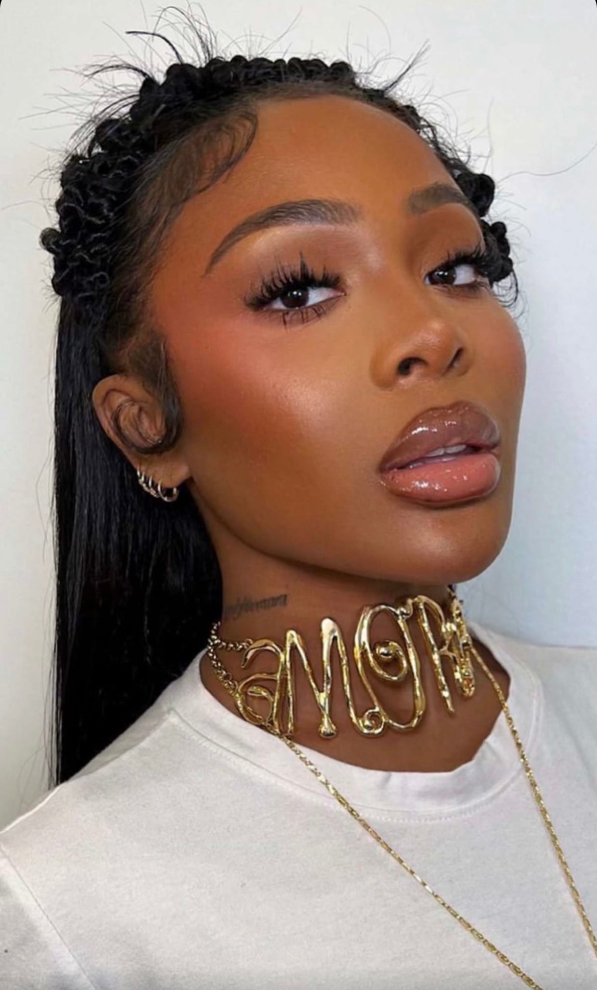 “Amore” Gold Choker